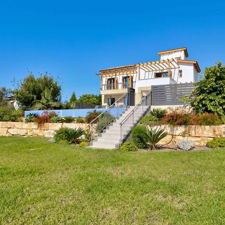 347 Meo - Fantastic Five Bedroom With Private Pool In Peaceful Location, Aphrodite Hills Villa