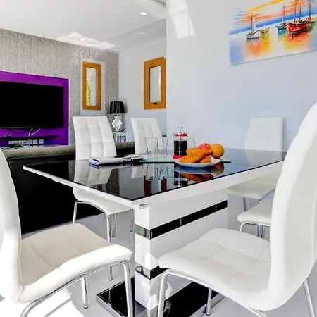 Villa 347 Meo - Fantastic Five Bedroom With Private Pool In Peaceful Location, Aphrodite Hills Kouklia