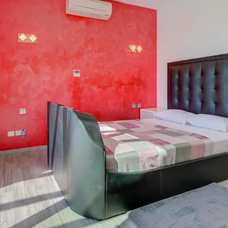 Vila 347 Meo - Fantastic Five Bedroom With Private Pool In Peaceful Location, Aphrodite Hills Kouklia