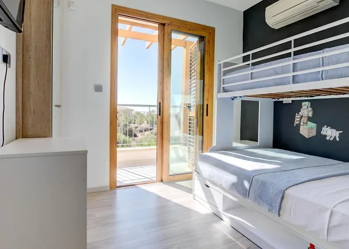 Villa 347 Meo - Fantastic Five Bedroom With Private Pool In Peaceful Location, Aphrodite Hills *