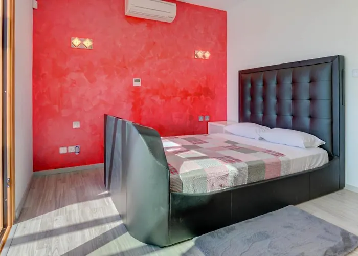 Villa 347 Meo - Fantastic Five Bedroom With Private Pool In Peaceful Location, Aphrodite Hills Kouklia