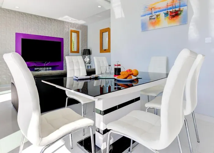 Villa 347 Meo - Fantastic Five Bedroom With Private Pool In Peaceful Location, Aphrodite Hills Kouklia